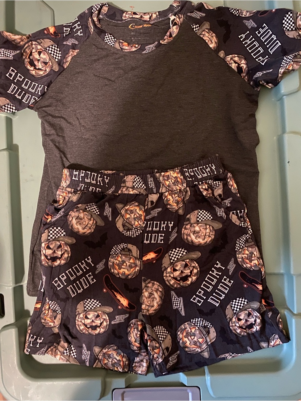 7/8 bamboo daywear short set NWT 'Spooky Dude'